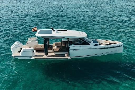 Yachts vs boats: What are the differences?